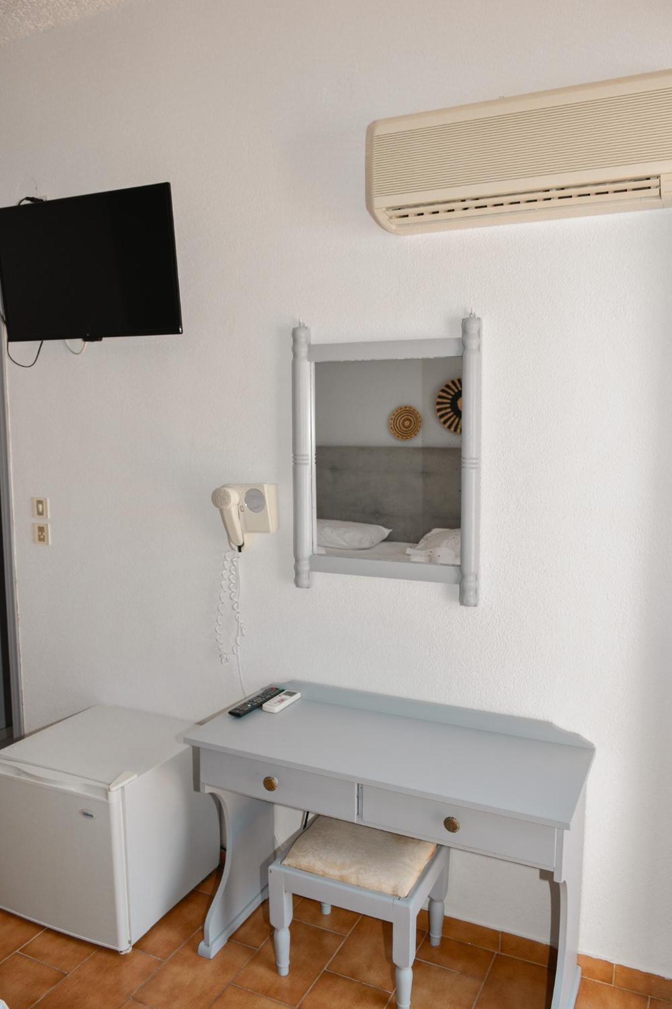 Anamar Patmos 3*